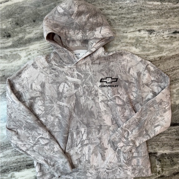 Hollister Camo Chevrolet Men’s Boxy Fit Hoodie - Picture 3 of 6